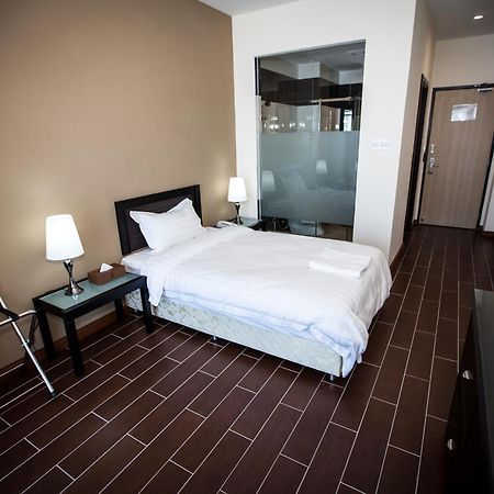 Putatan Platinum Hotel Kota Kinabalu Pokój zdjęcie