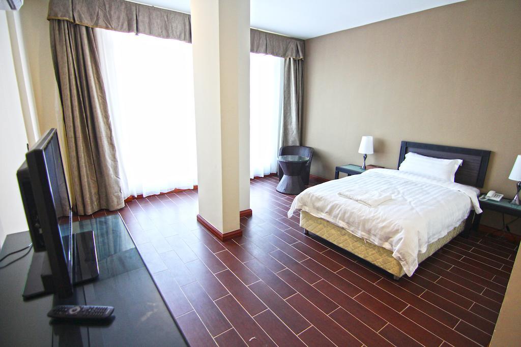 Putatan Platinum Hotel Kota Kinabalu Pokój zdjęcie