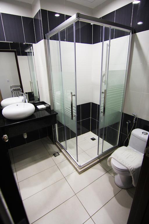 Putatan Platinum Hotel Kota Kinabalu Zewnętrze zdjęcie