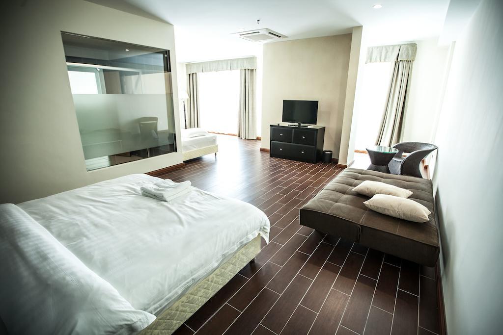 Putatan Platinum Hotel Kota Kinabalu Pokój zdjęcie