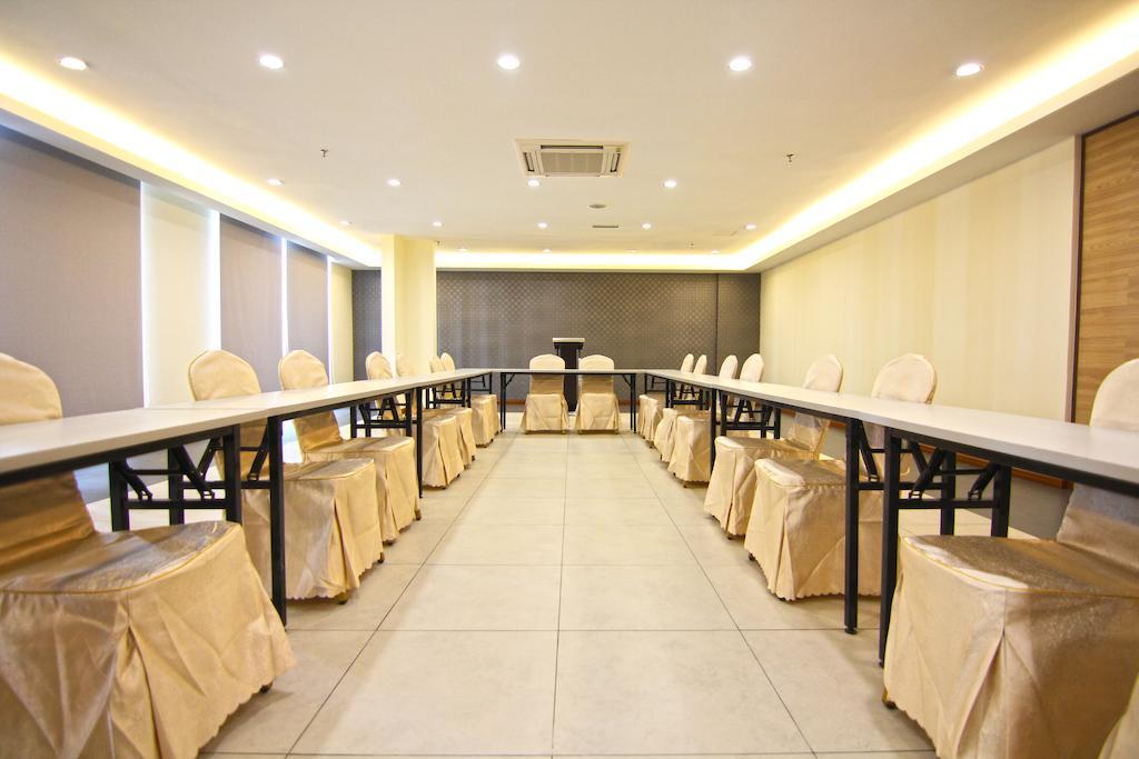 Putatan Platinum Hotel Kota Kinabalu Zewnętrze zdjęcie